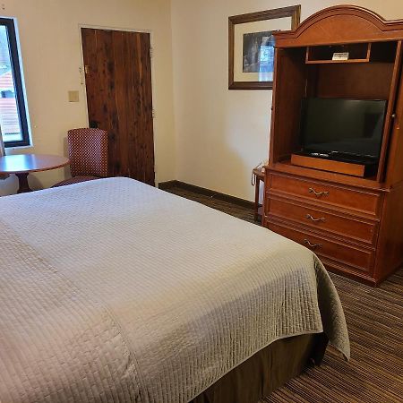 The Mountaineer Inn - Эшвилл Экстерьер фото